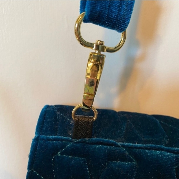 Blue Star Velvet Purse - Picture 10 of 12